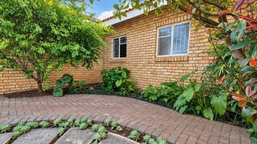 3 Bedroom Property for Sale in Flimieda North West